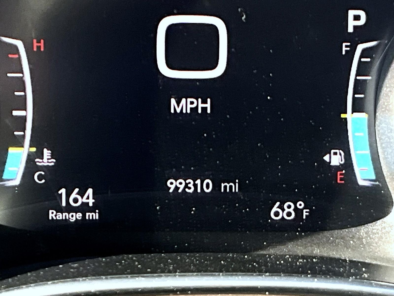 Used 2019 White Chrysler Touring L Plus image 17