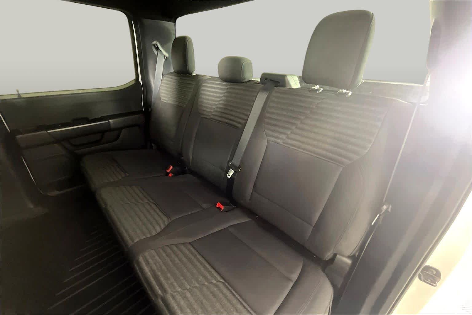 Used 2023 Oxford White Ford XL image 18