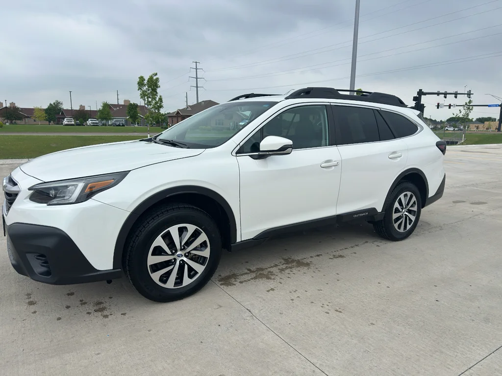 Used 2021 Crystal White Pearl Subaru Premium image 2