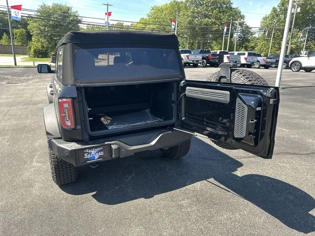 New 2026 Shadow Black Ford Outer Banks® image 21