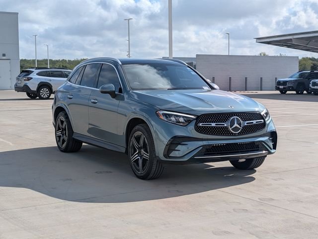 Used 2025 Green Mercedes-Benz GLC 350e image 7