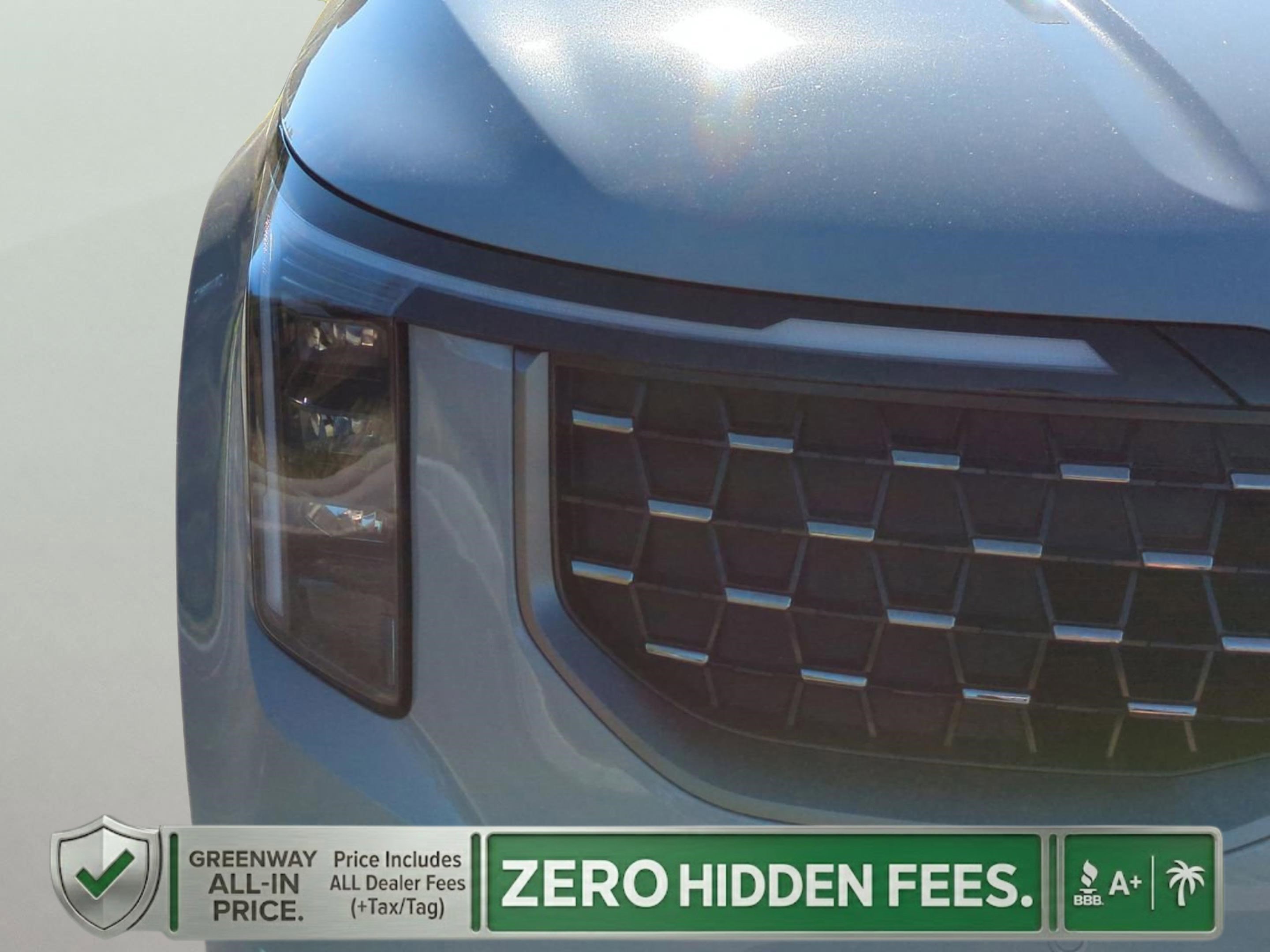 New 2026 Ceramic Silver Kia SX image 10