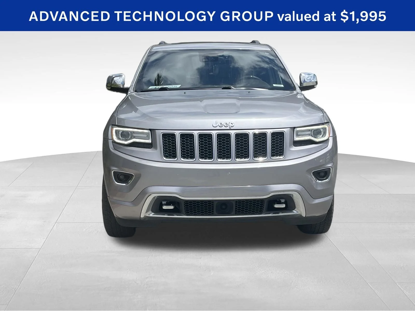 Used 2016 Silver Jeep Overland image 2