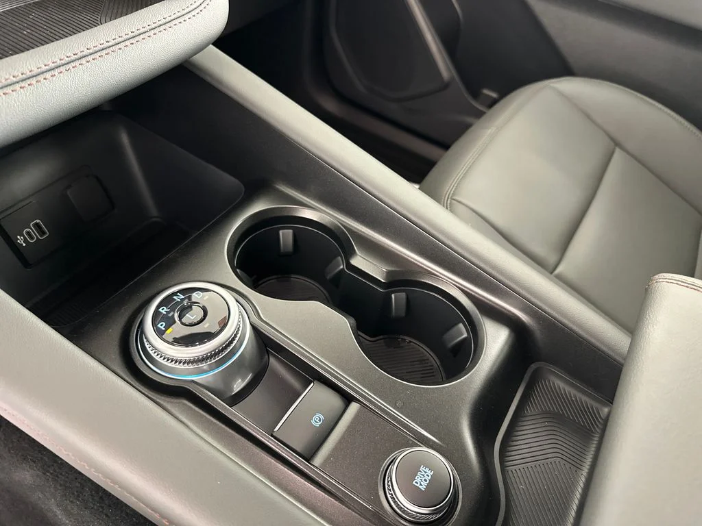 New 2026 Vapor Blue Metallic Ford Active image 22