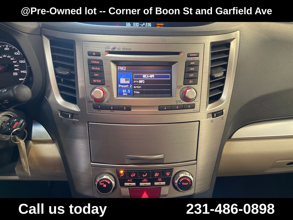 Used 2014 Red Subaru 2.5i Premium image 18