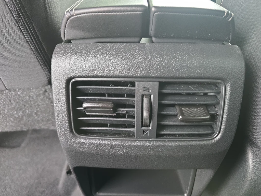Used 2023 Gray Nissan S image 27
