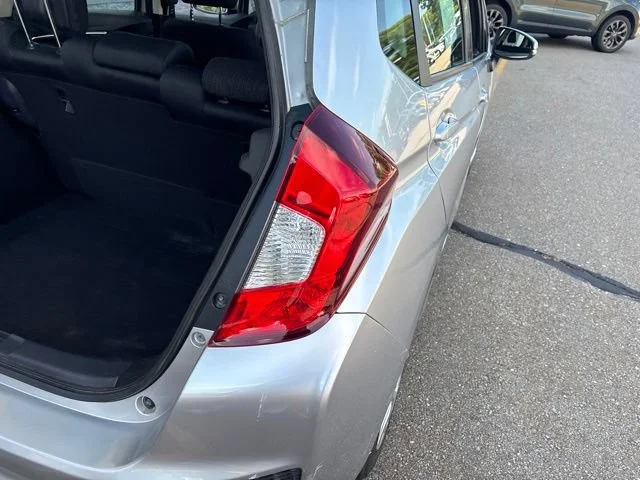 Used 2015 Alabaster Silver Metallic Honda LX image 8