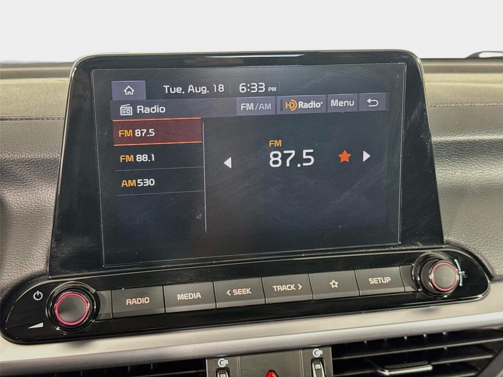 Used 2023 Snow White Pearl Kia LXS image 14