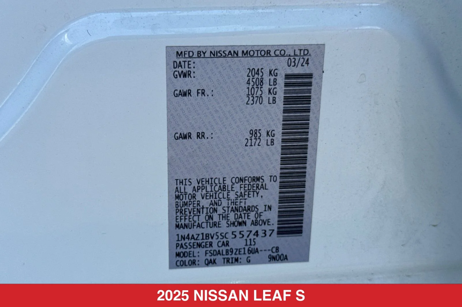 Used 2025 White Nissan S image 29