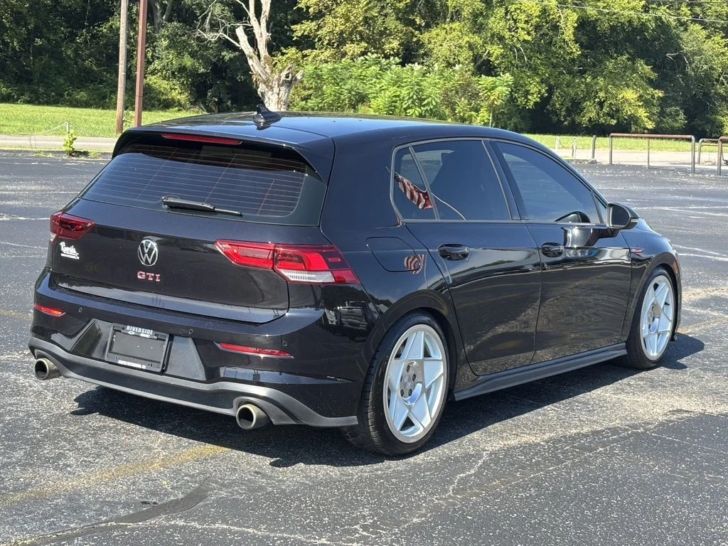Used 2023 Black Volkswagen 2.0T S image 9