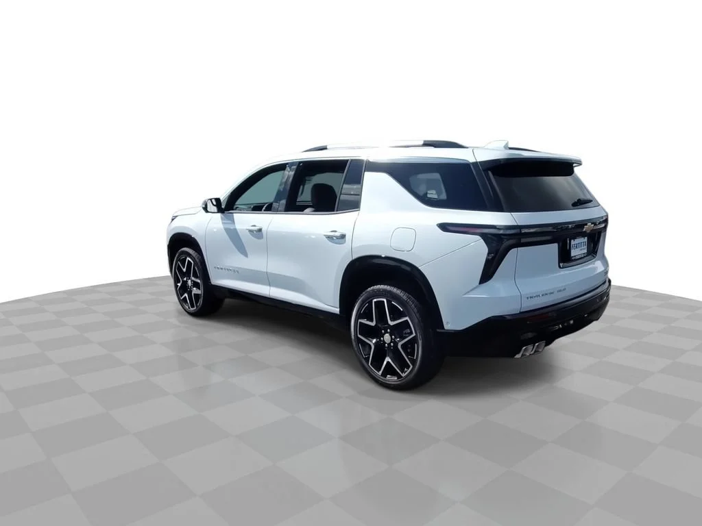 New 2026 Polar White Tricoat Chevrolet High Country image 7