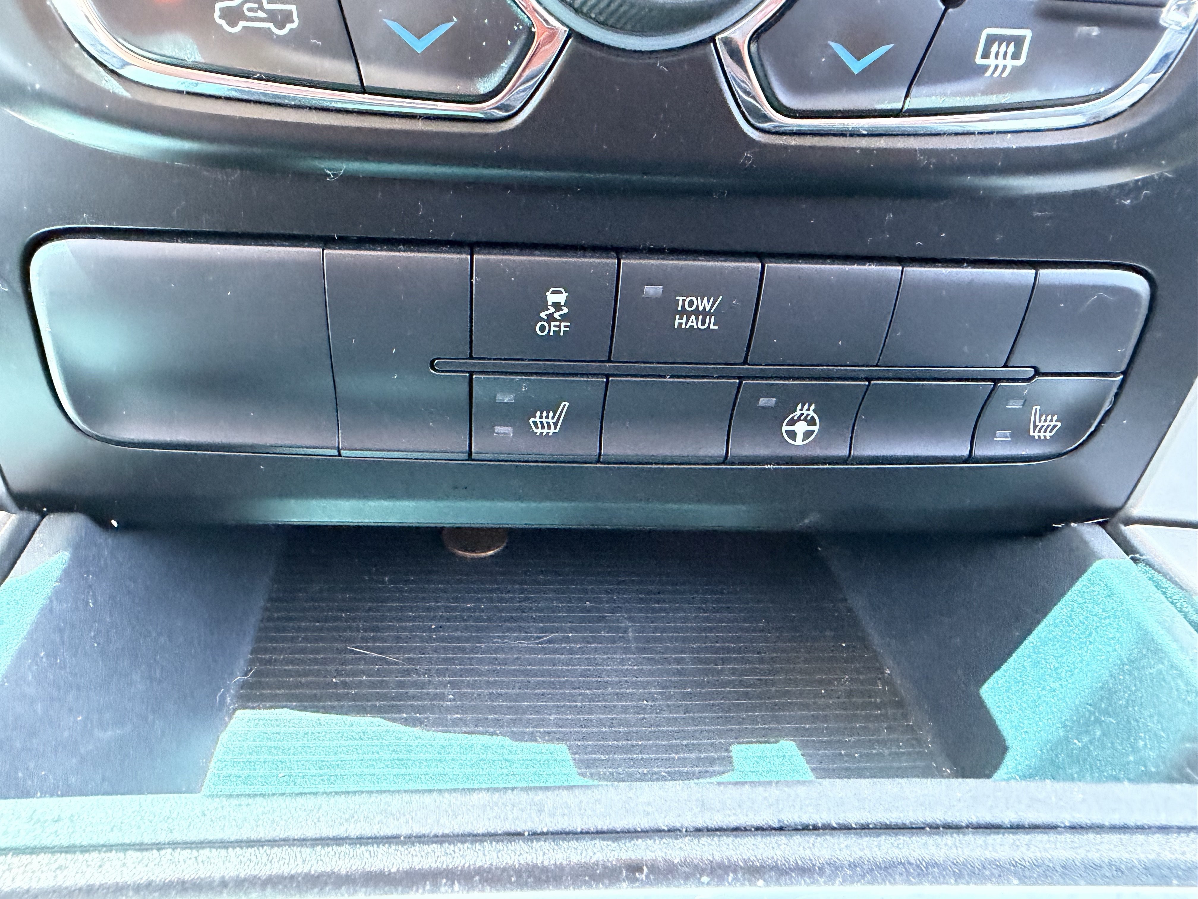 Used 2018 Bright White Clearcoat Ram Harvest image 18