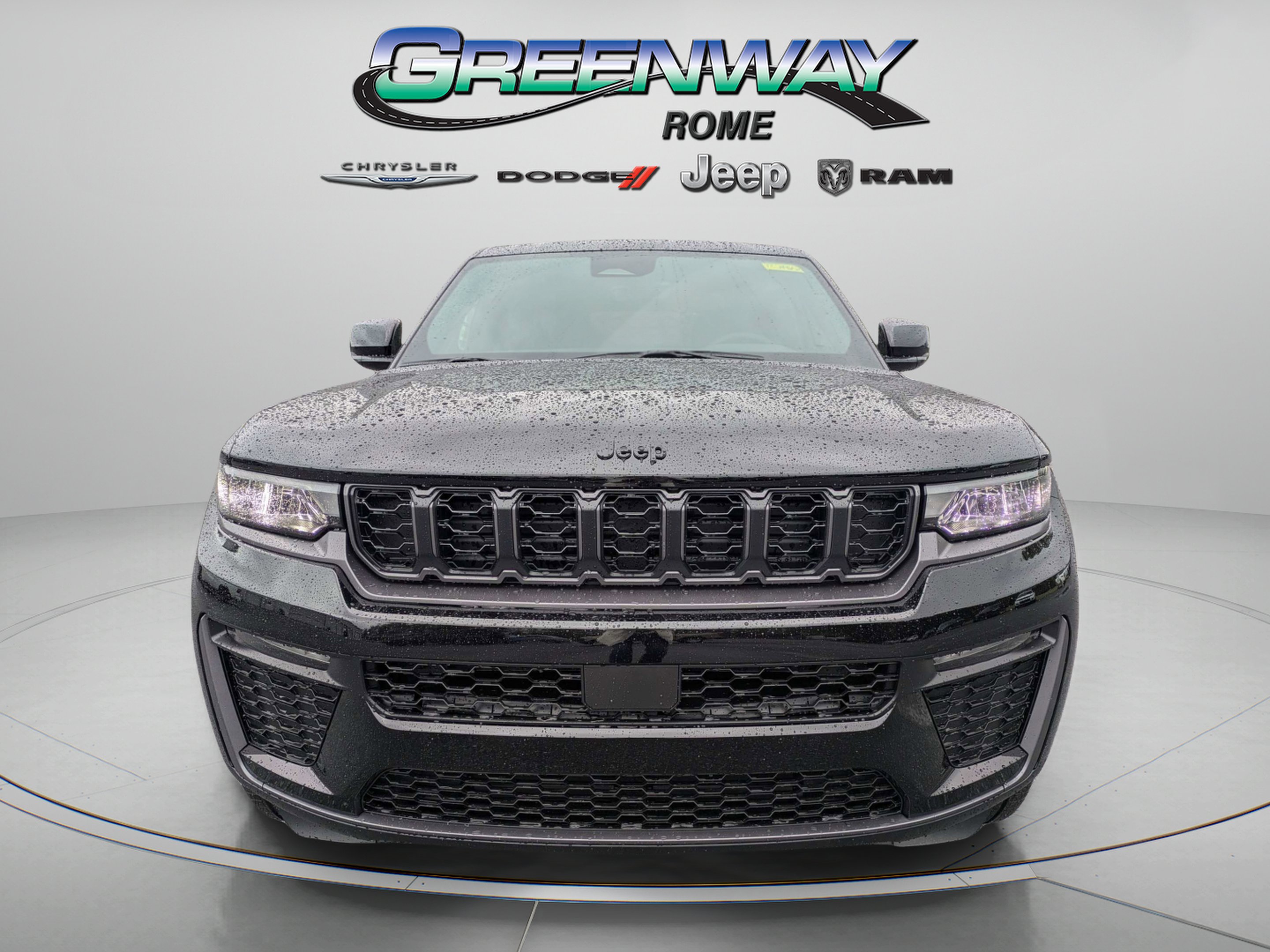New 2026 Diamond Black Crystal Pearl-Coat Exterior Paint Jeep Limited image 2