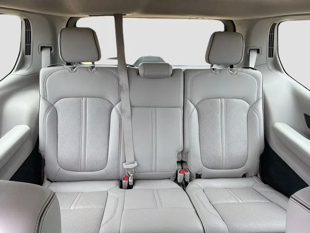 Used 2023 Silver Jeep Series II image 34