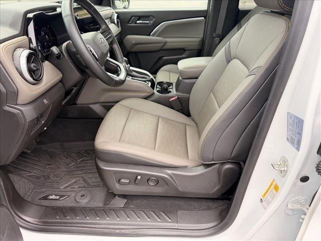 Used 2024 Summit White Chevrolet 4WD ZR2 image 13