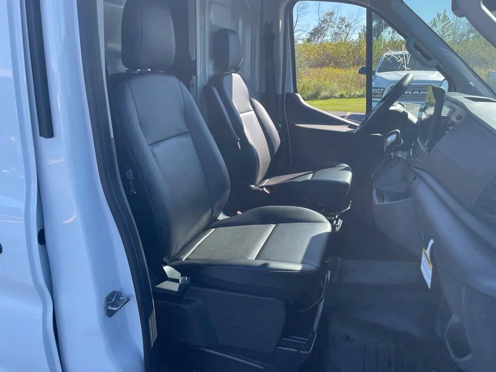 New 2026 Oxford White Ford Cargo Van image 14