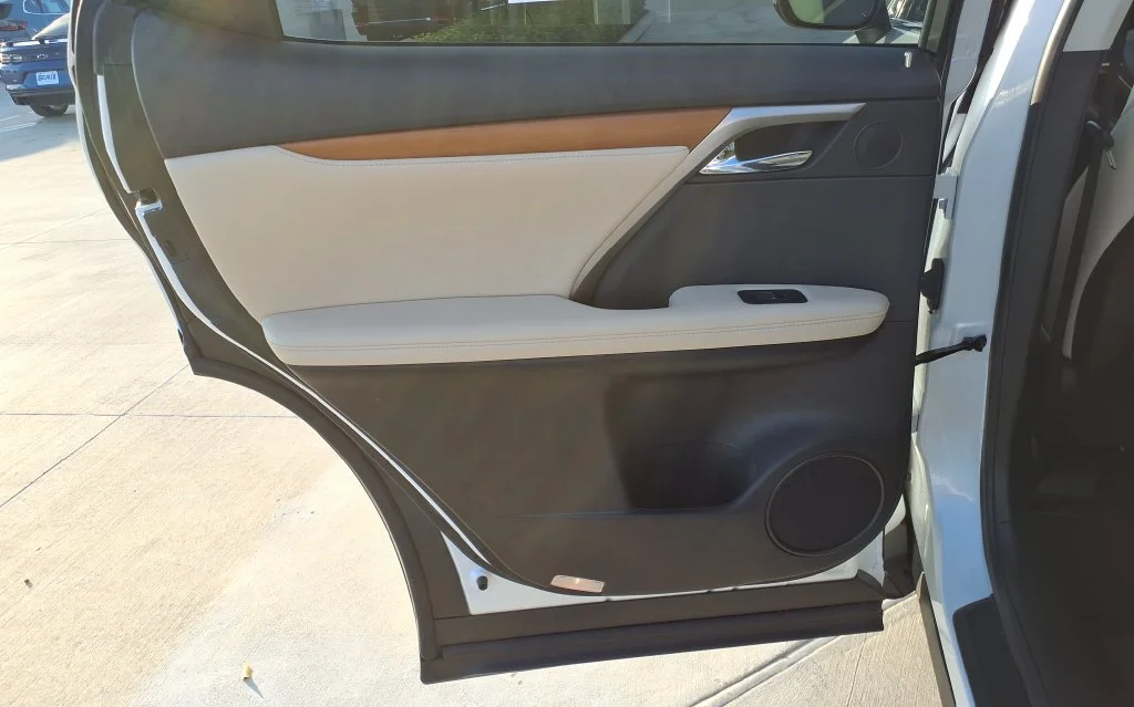 Used 2021 White Lexus 350 image 13