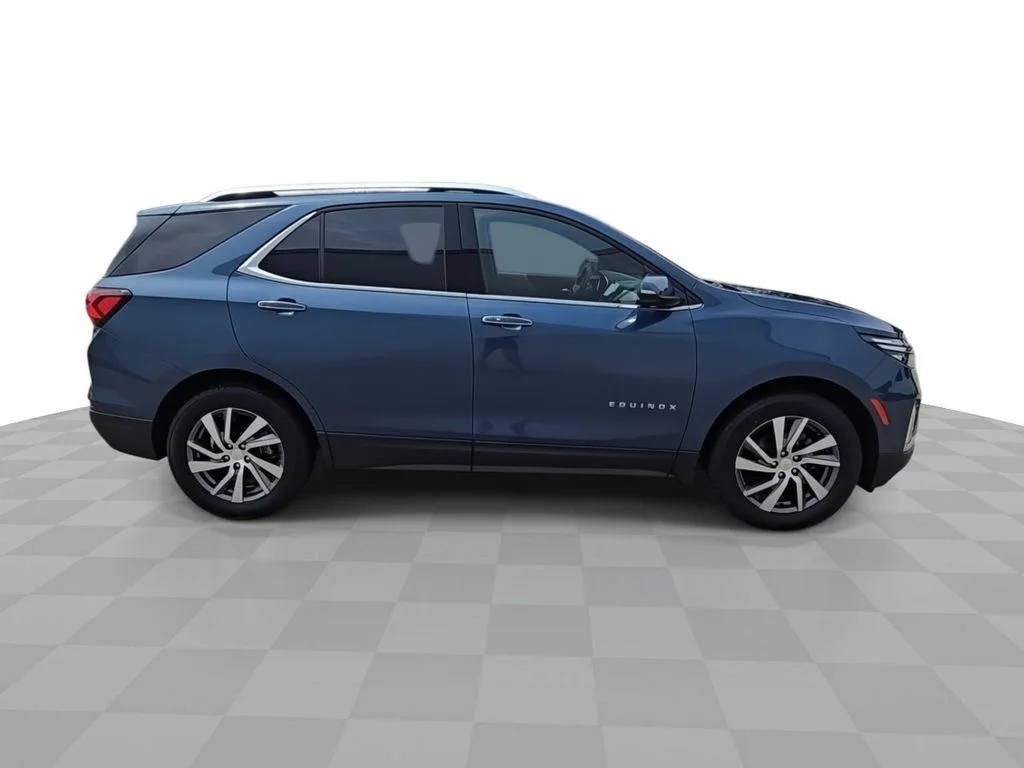 Used 2024 Blue Chevrolet Premier image 9