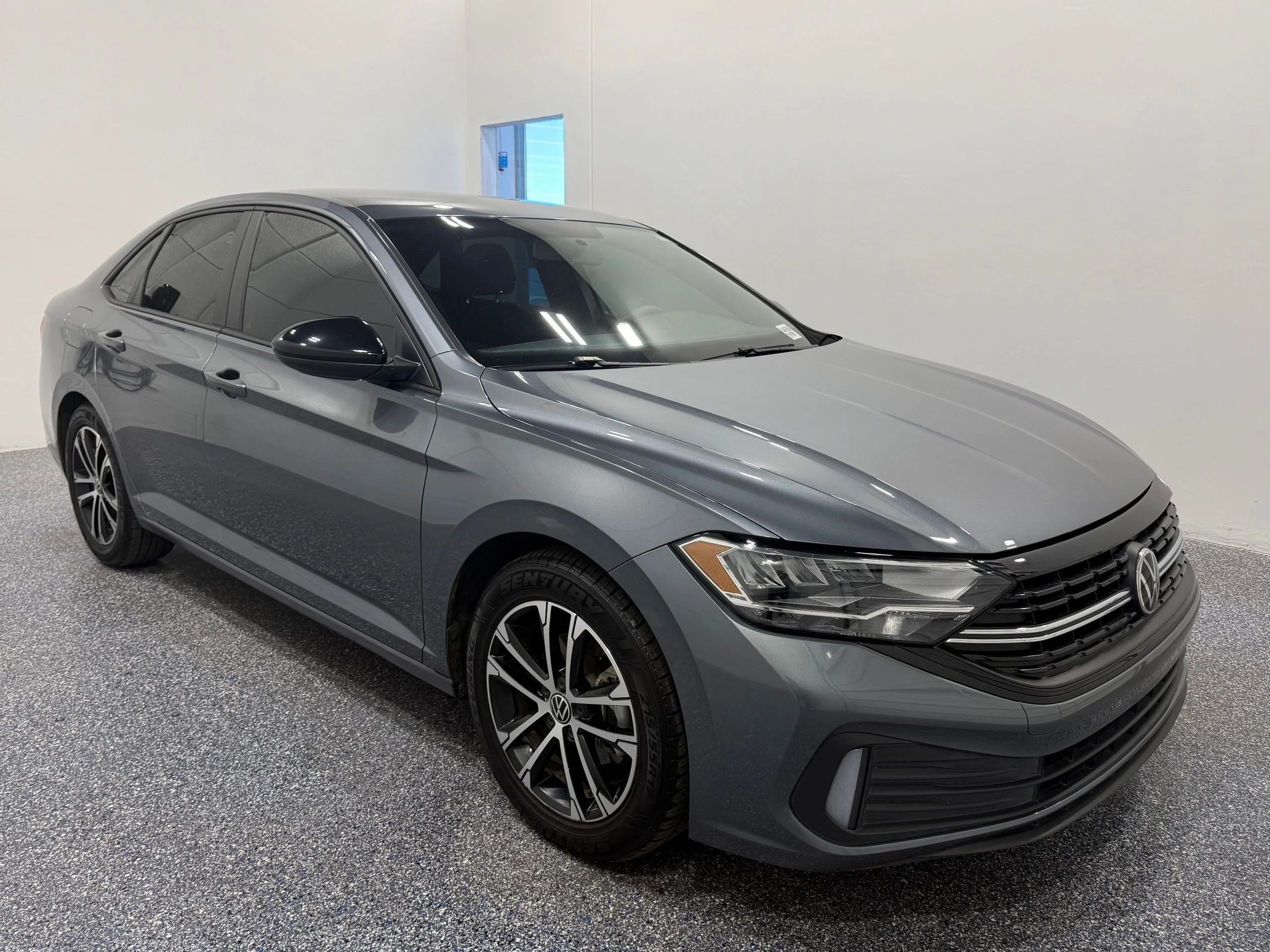 Certified Used 2022 Gray Volkswagen 1.5T Sport image 9
