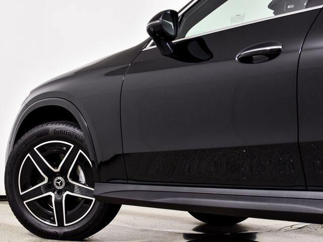 New 2027 Black Mercedes-Benz GLC 350e image 14