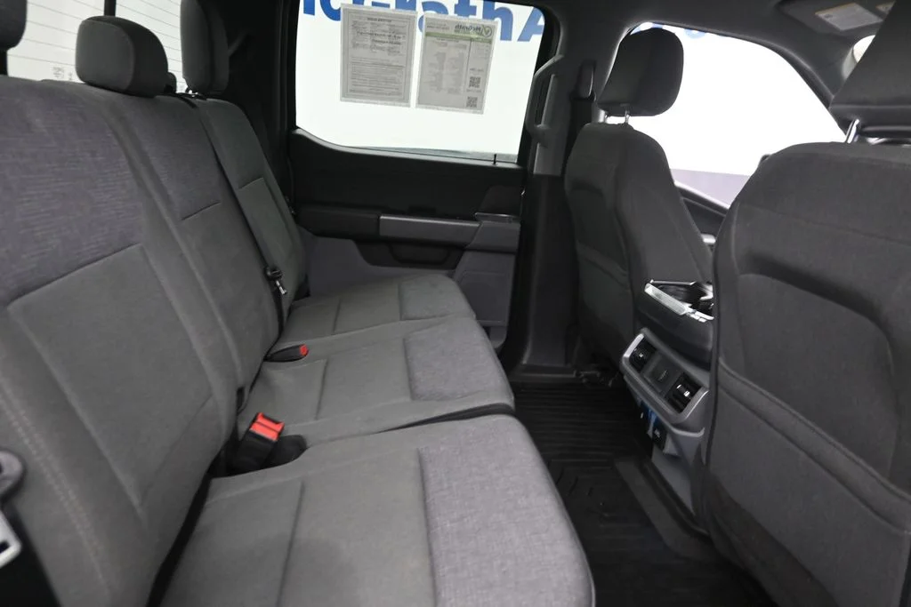 Used 2024 Gray Ford XLT image 10