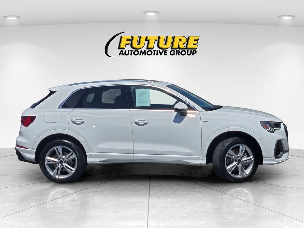 Used 2023  Audi Premium Plus image 3