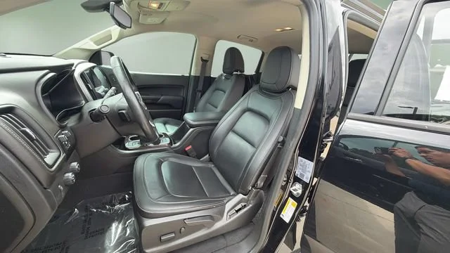 Used 2022 Onyx Black GMC Elevation image 16