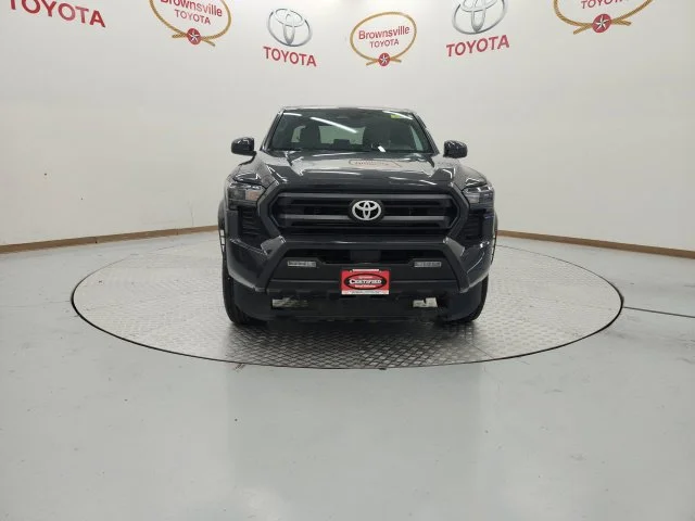 Used 2026  Toyota SR5 image 4