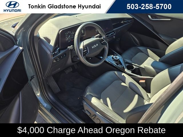 Used 2023 Cityscape Green Kia Wind image 19