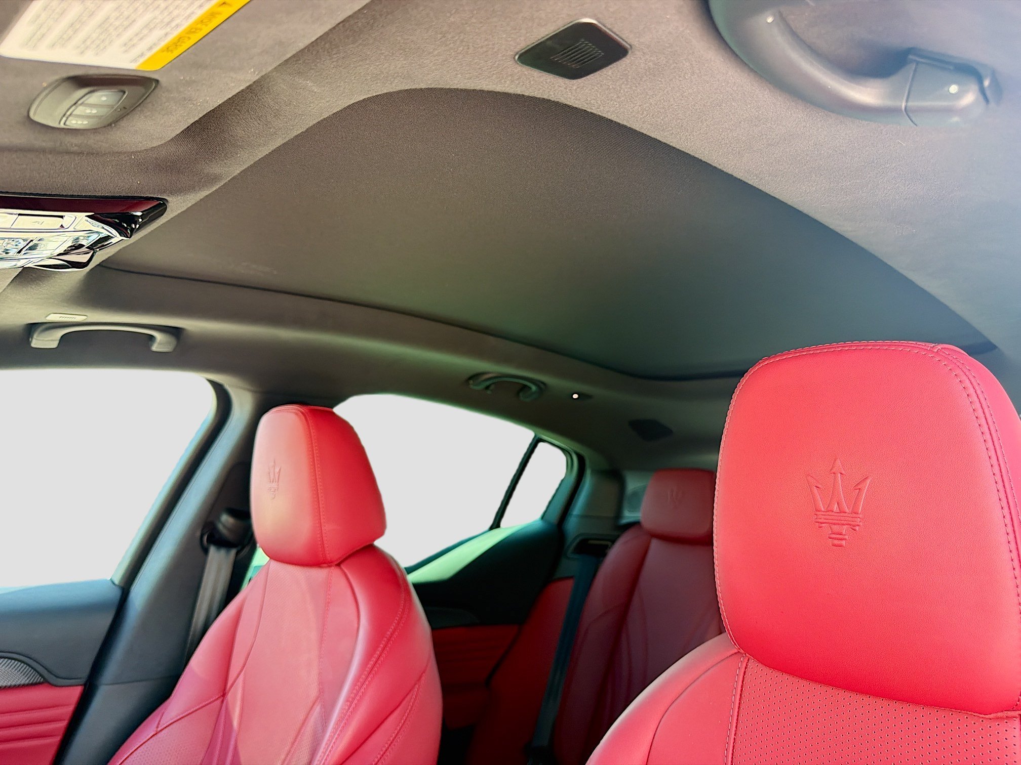 Used 2023 Bianco Maserati Modena image 28