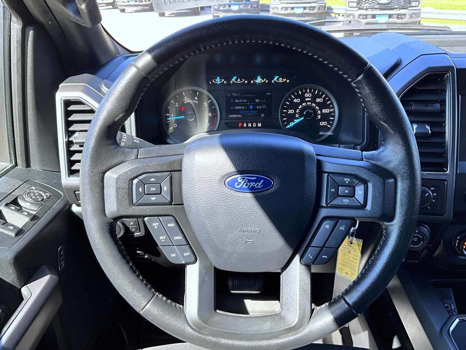Used 2020 Black Ford XLT image 17