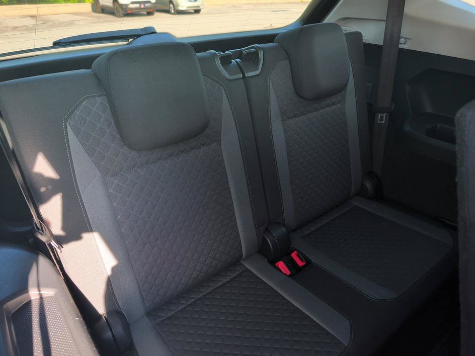 Used 2019 Pure White Volkswagen S image 14