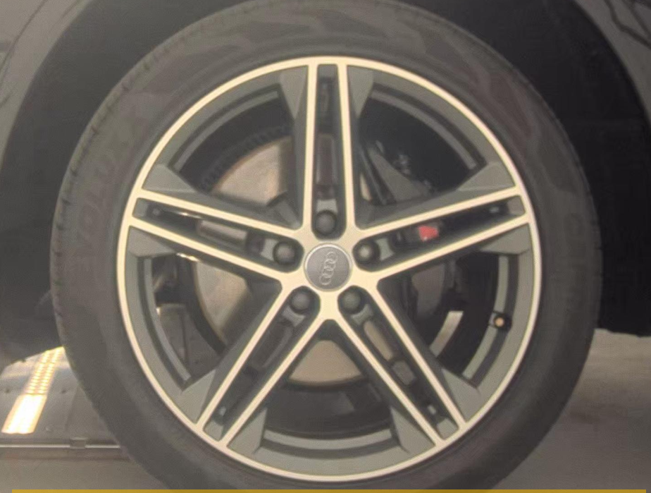 Used 2019  Audi 3.0T Premium Plus image 7