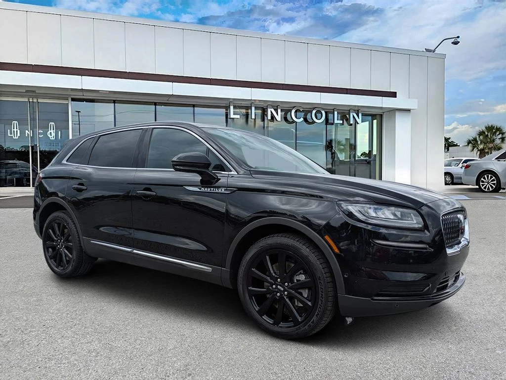 2023 Lincoln Nautilus Reserve AWD's photo