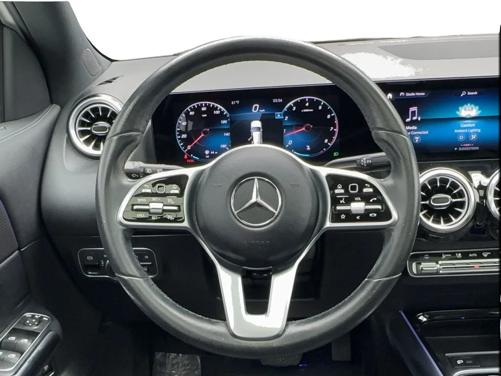 Used 2022 White Mercedes-Benz GLA 250 image 34