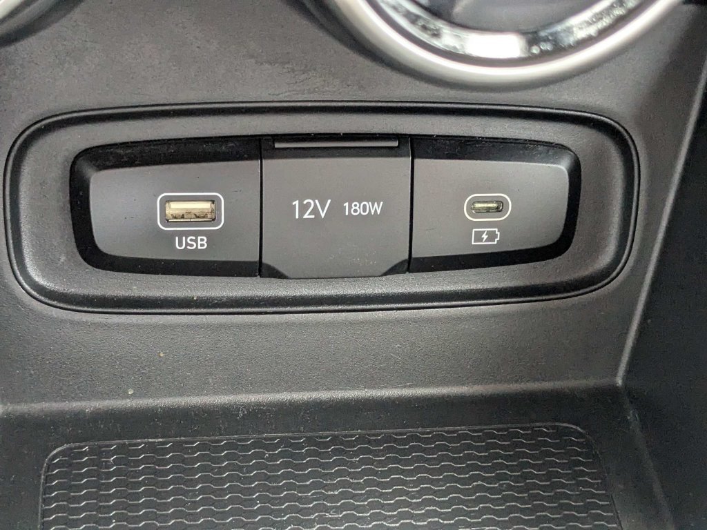 Used 2023 Gray Hyundai SEL image 27