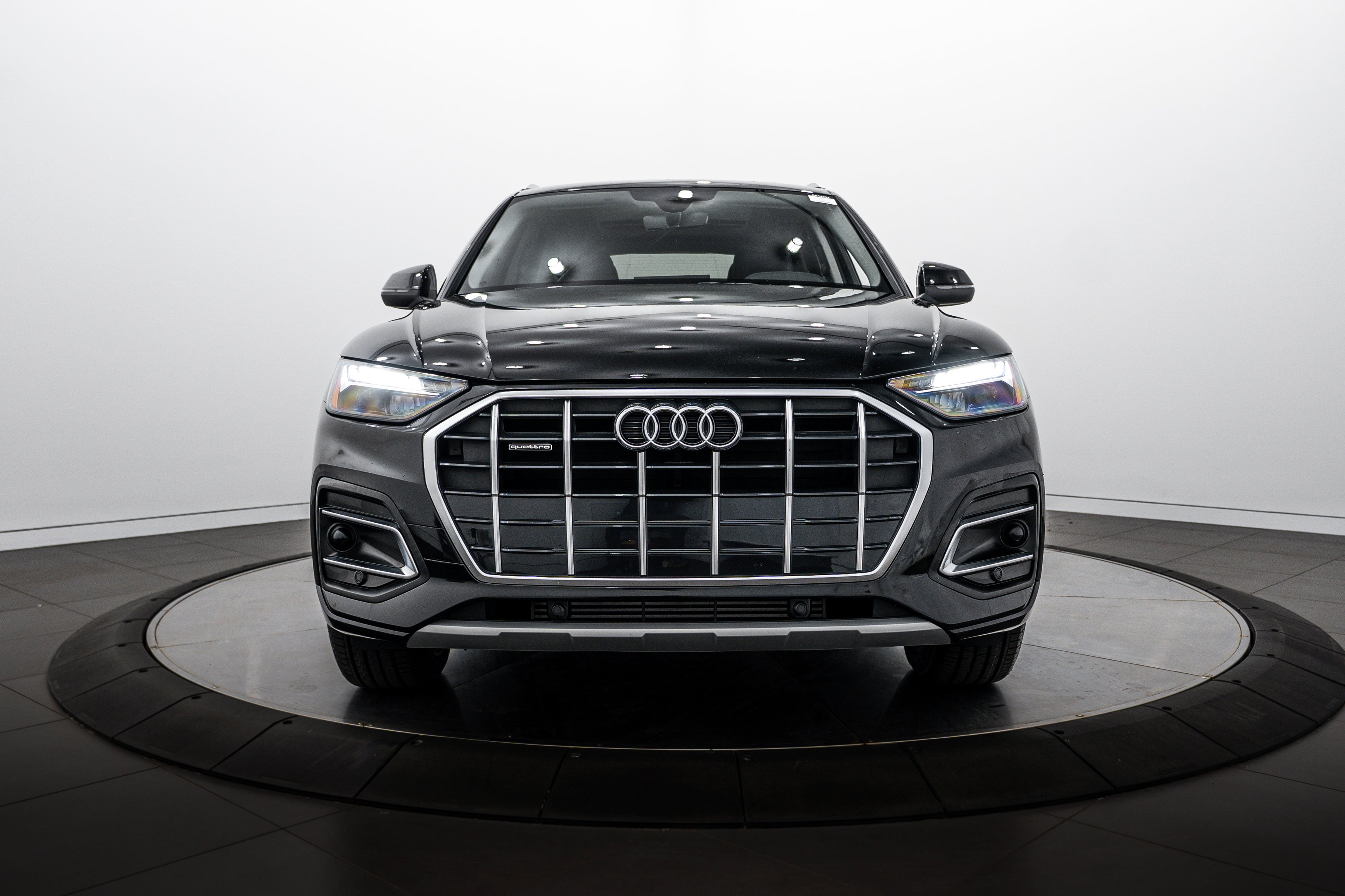 Certified Used 2023 Mythos Black Metallic Audi Premium image 25