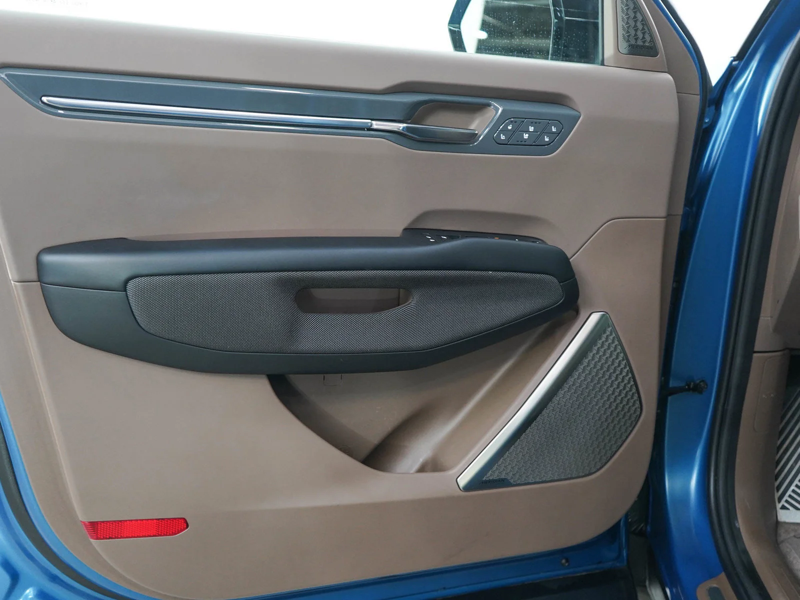 Used 2024 Ocean Blue Matte Kia GT-Line AWD image 20