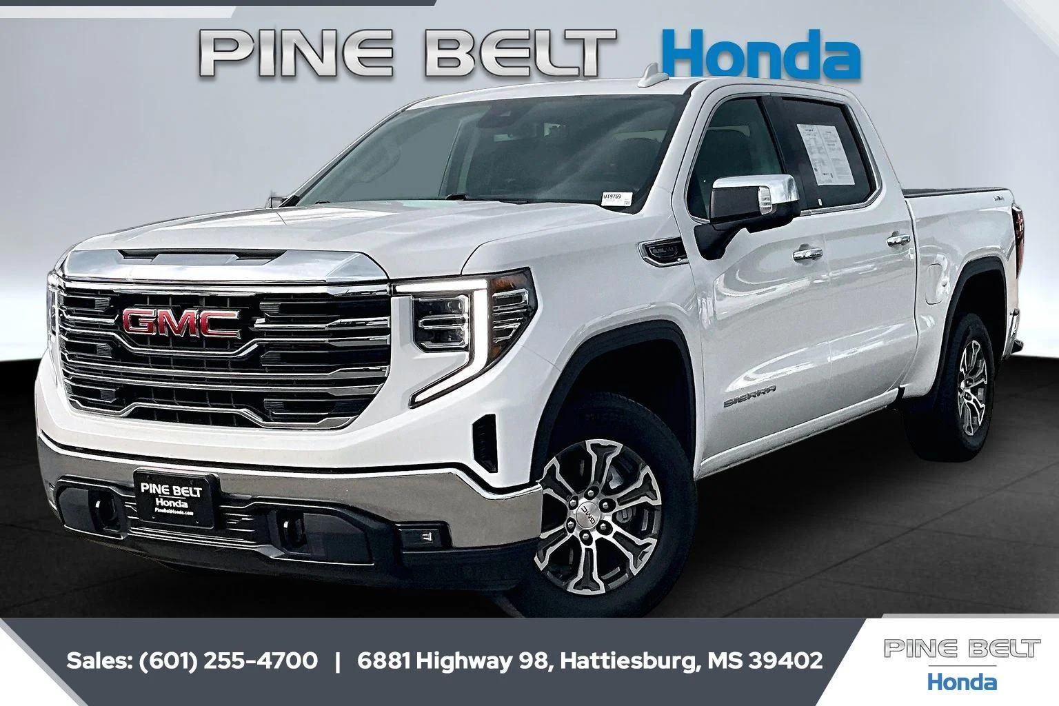 Used 2026 Summit White GMC SLT image 10