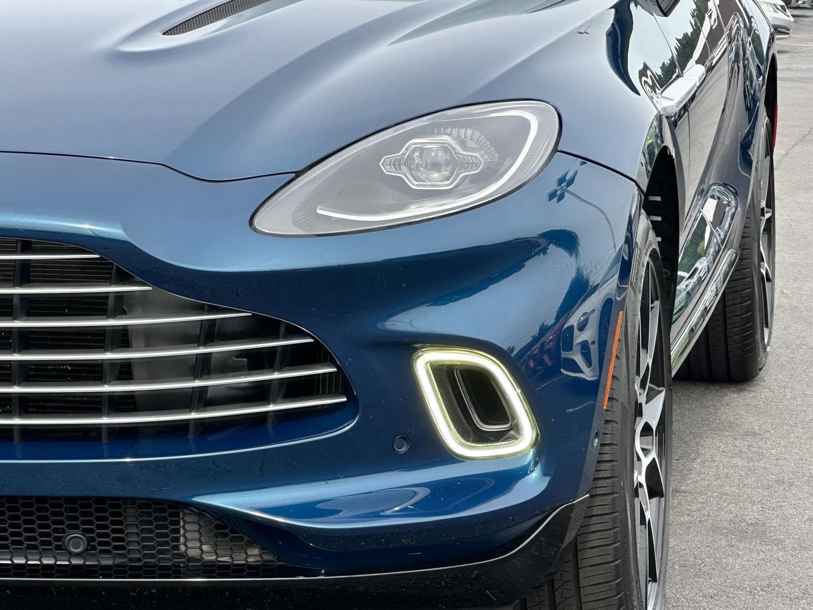 Used 2021 Ocellus Teal Aston Martin Base image 49