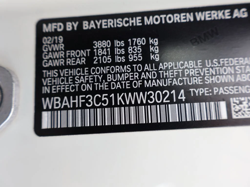 Used 2019 Alpine White BMW sDrive30i image 43