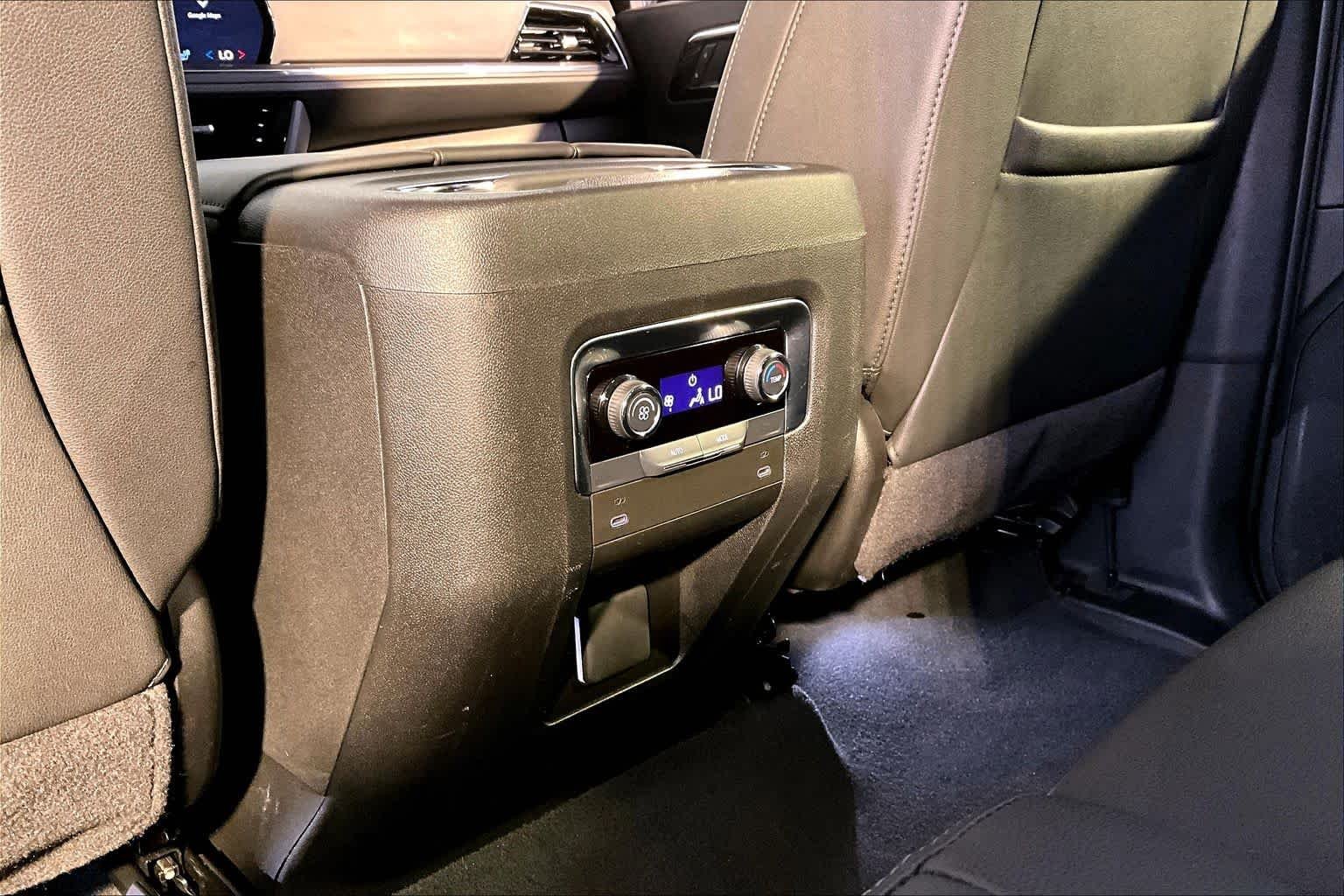 Used 2025 Black Chevrolet Z71 image 35