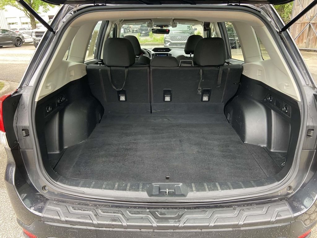 Used 2019 Gray Subaru Base image 19