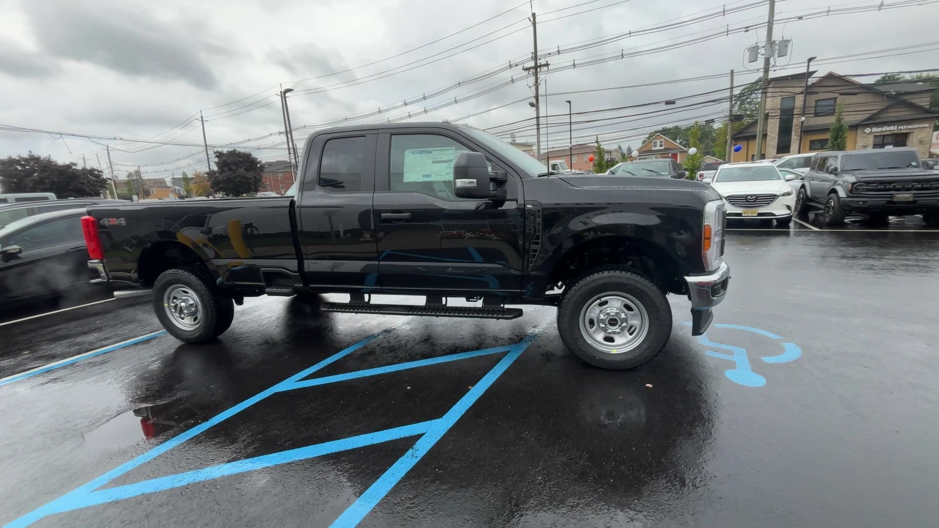 New 2027 Agate Black Metallic Ford F-350® XL image 9
