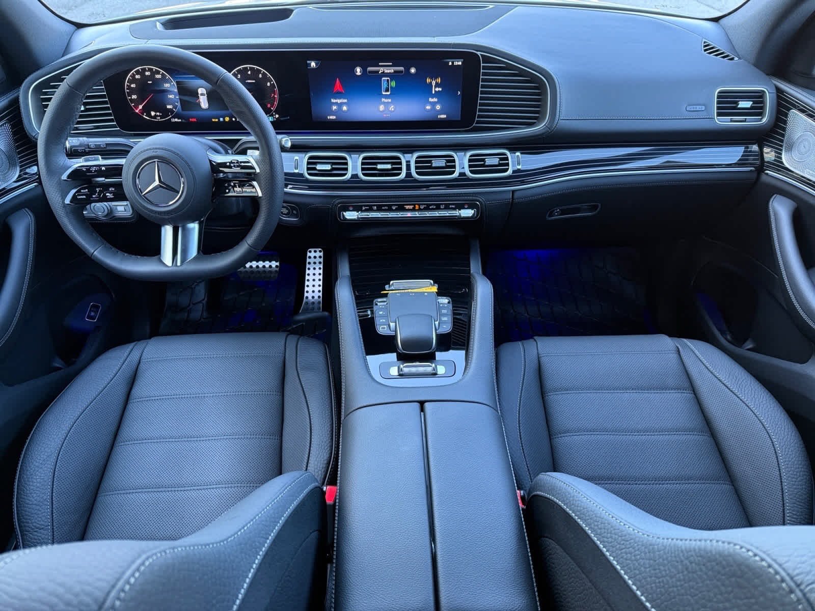 Used 2025 Cirrus Silver Metallic Mercedes-Benz GLS 580 image 12