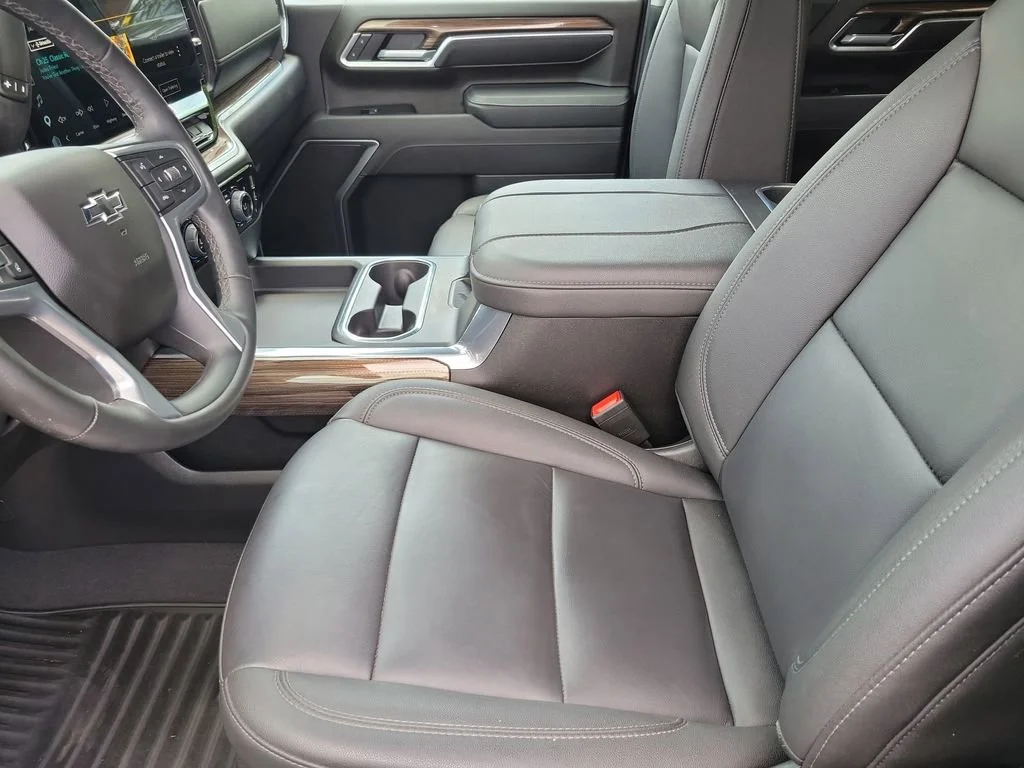 Used 2026 Black Chevrolet LT image 20