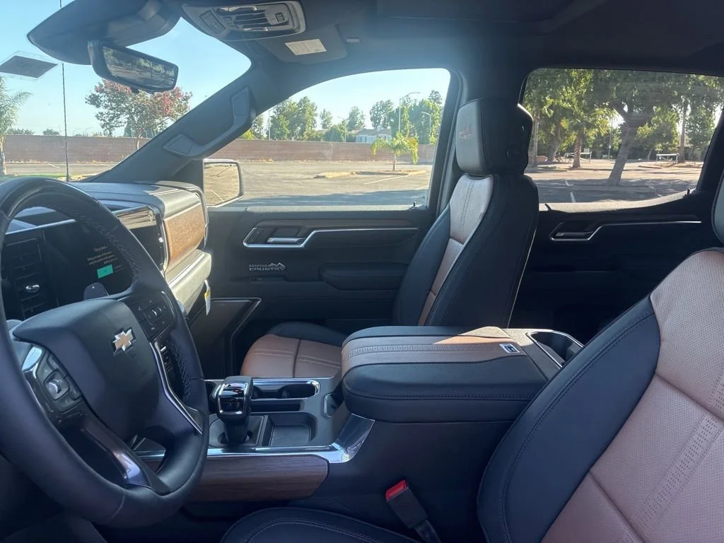 2026 Chevrolet Silverado 1500 High Country - Photo 16