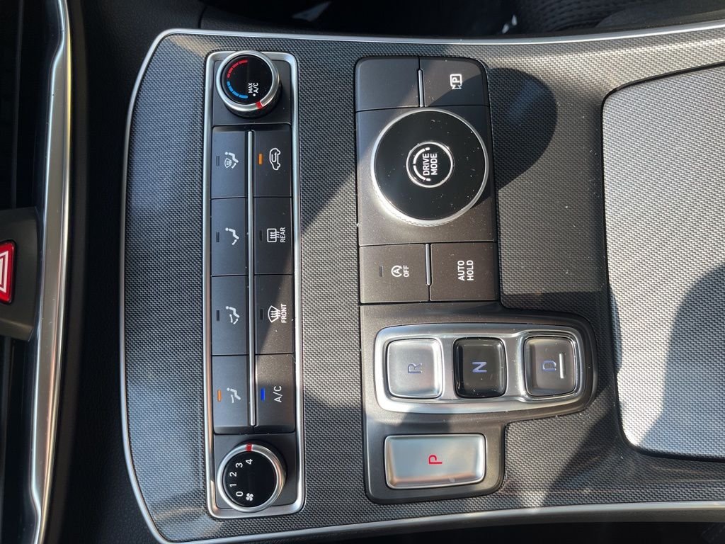 2021 Hyundai Santa Fe SE - Photo 21