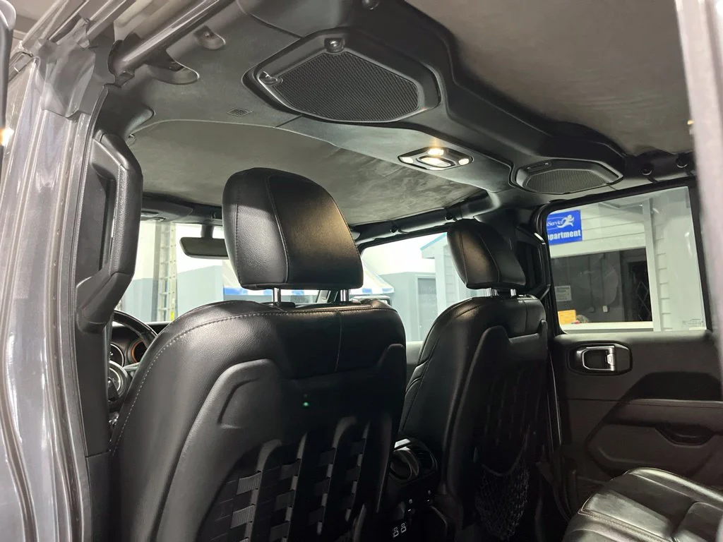 Used 2021 Crystal Metallic Jeep Mojave image 31
