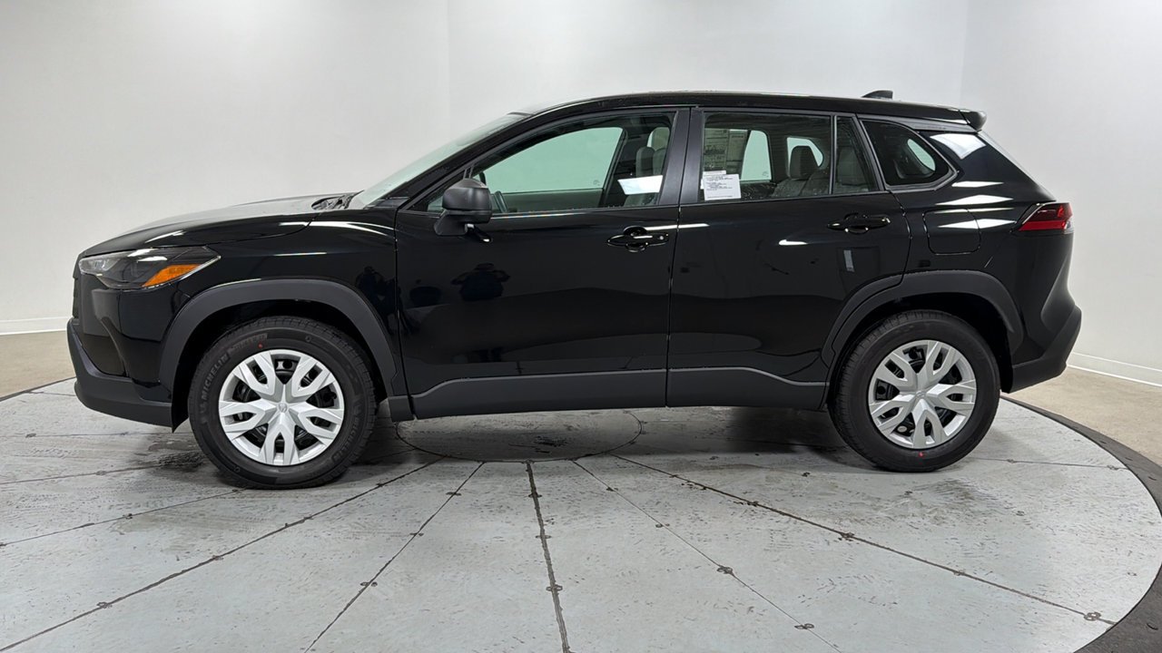 2026 Toyota Corolla Cross L - Photo 8